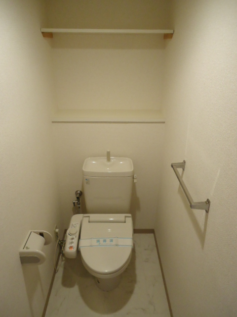 トイレ　別のお部屋の写真です。