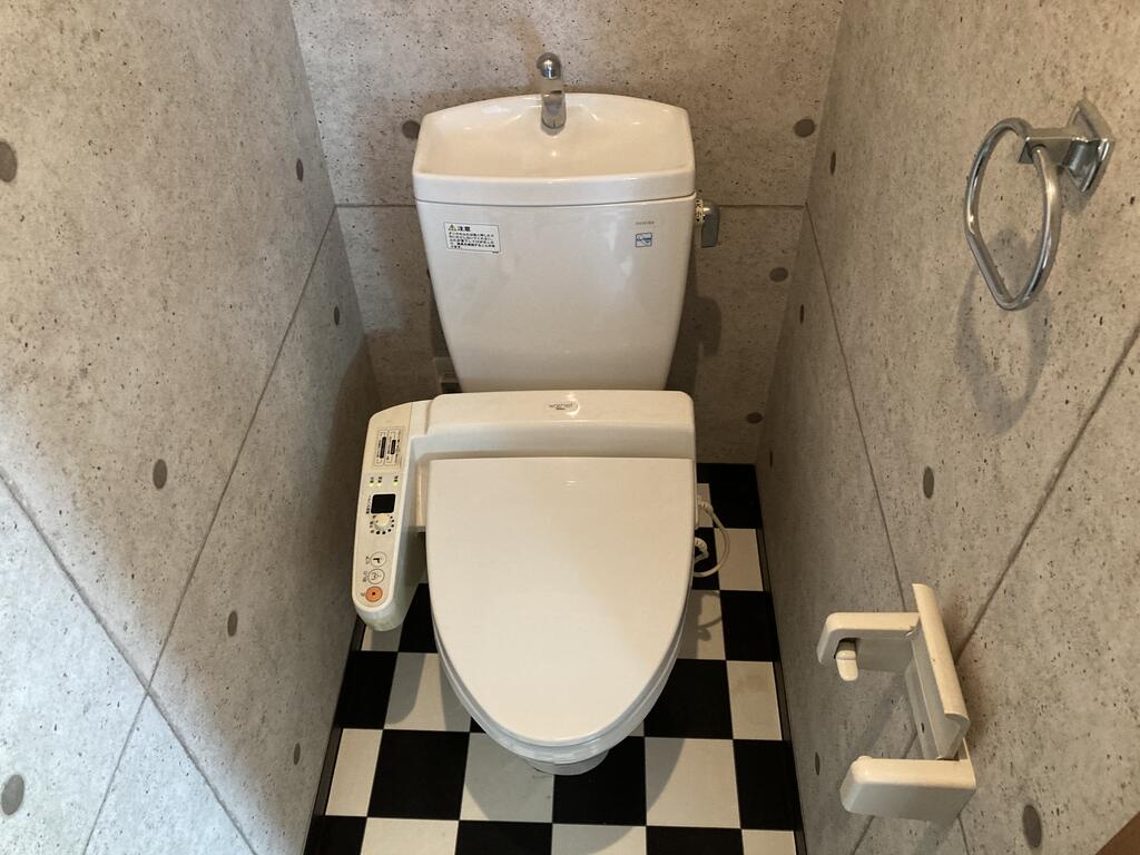 トイレ　参考写真
