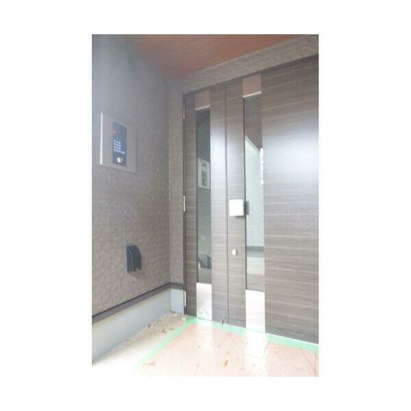 エントランス　エントランス