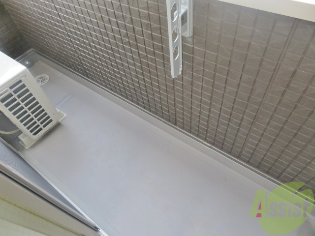 バルコニー　バルコニーが付いて晴れた日は洗濯物が干せますね