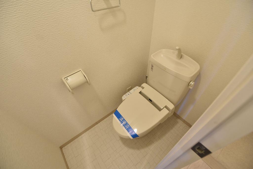 トイレ　シャワー付トイレ