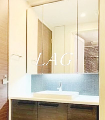 洗面設備　洗面台です。