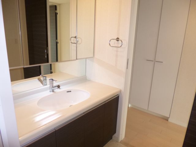 洗面設備　洗面所