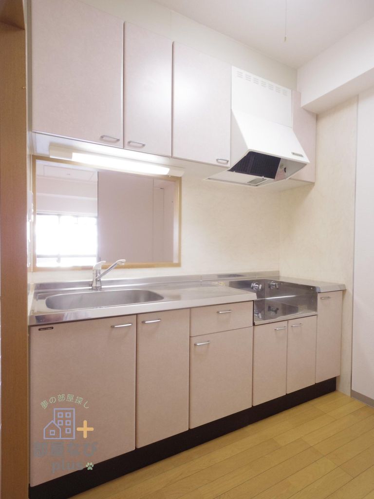 キッチン　※他号室写真です