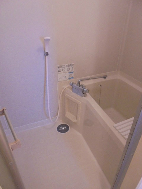 バス・シャワールーム　写真は102号室です（参考）