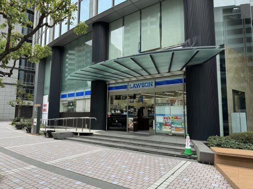 コンビニ　ローソン 江戸堀センタービル店（コンビニ）まで304m