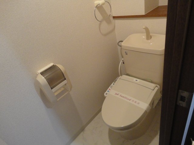 トイレ　シャワー付トイレ