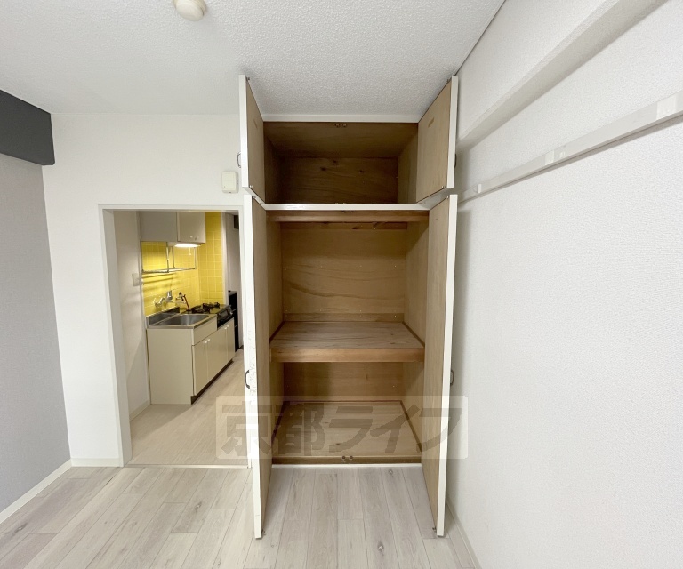 バルコニー　洗濯物はこちらへ