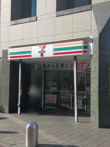 コンビニ　セブンイレブン（コンビニ）まで114m