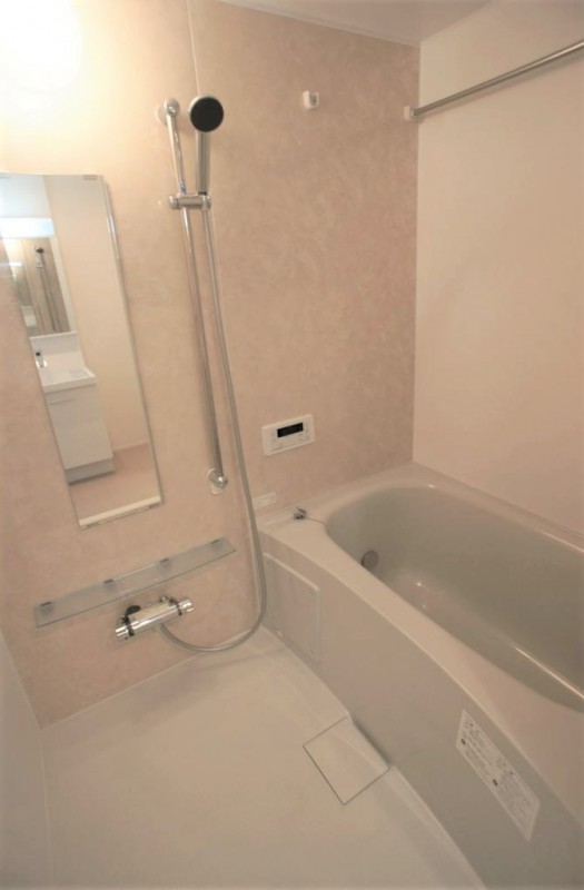 バス・シャワールーム　お風呂です