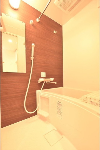 バス・シャワールーム　■浴室暖房乾燥機能