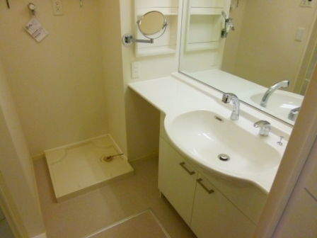 洗面設備　洗髪洗面化粧台付き♪