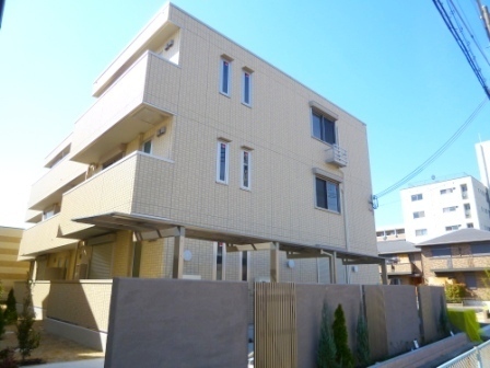 建物外観　安心のオートロック付きです♪