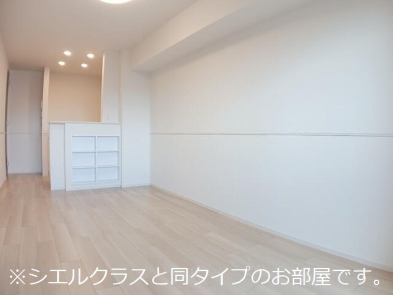 居室・リビング　図面と現状に相違がある場合には現状を優先