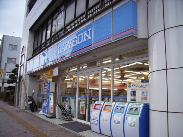 コンビニ　ローソン目覚町店（コンビニ）まで190m