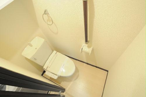 トイレ　実際のお部屋と異なる場合がございます。