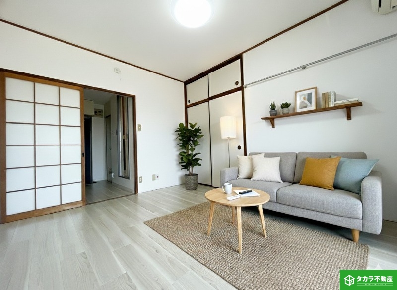 居室・リビング　写真は３０６号