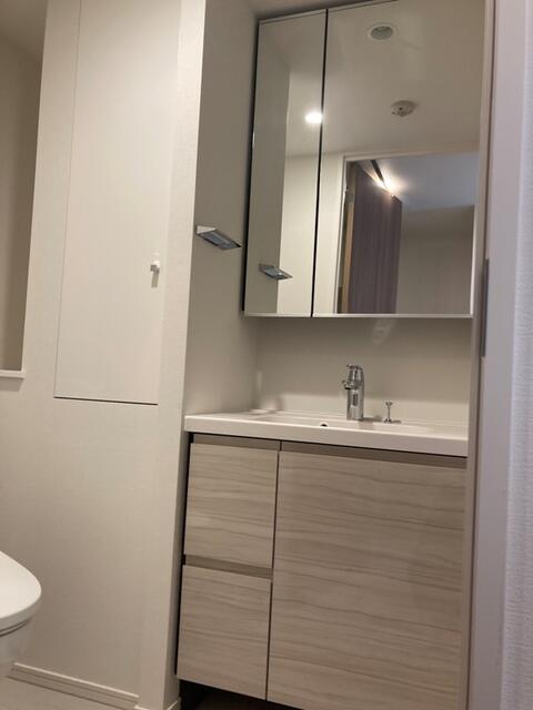 洗面設備　※写真は同タイプ住戸です。