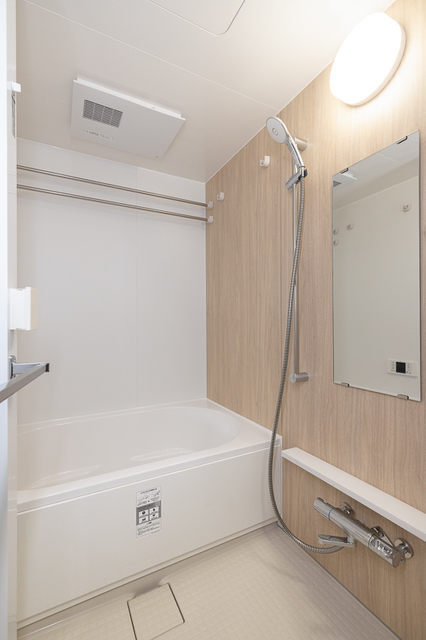 バス・シャワールーム　※写真は同タイプ住戸です。