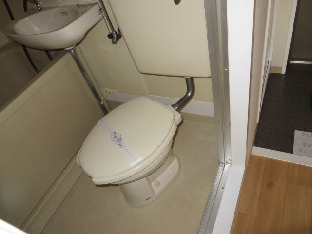 トイレ　シンプルで使いやすいトイレです