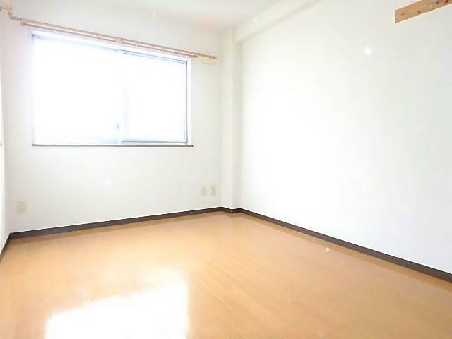 居室・リビング　最上階のお部屋です。