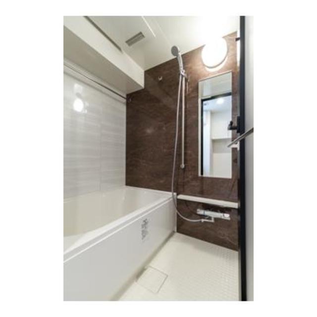 バス・シャワールーム　※写真は同タイプ住戸です。