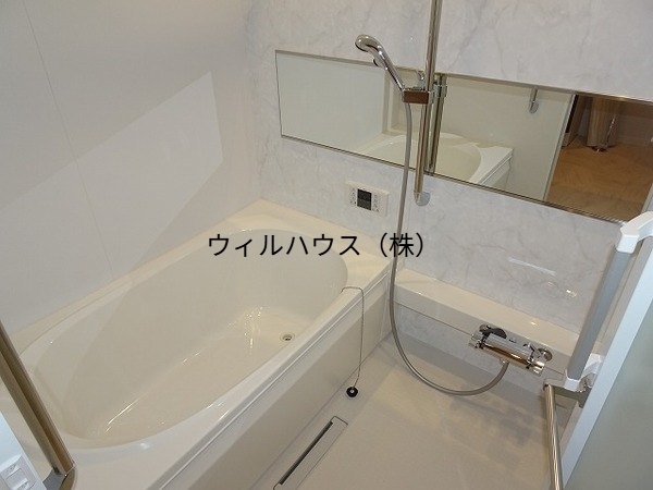 バス・シャワールーム　追い焚き付！