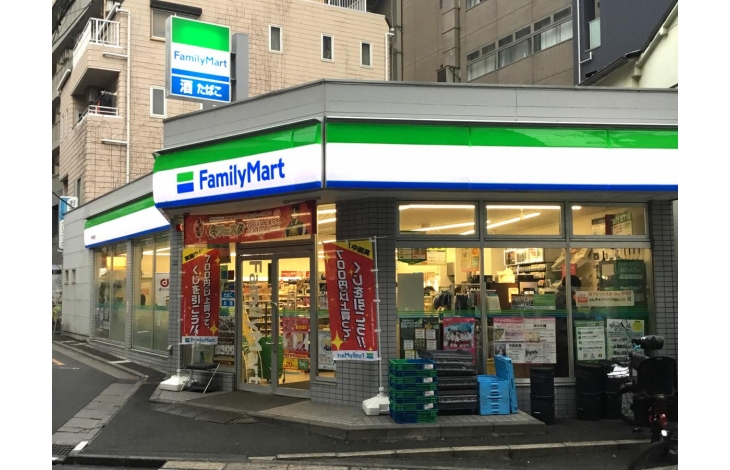 コンビニ　ファミリーマート 中野桃園店（コンビニ）まで244m