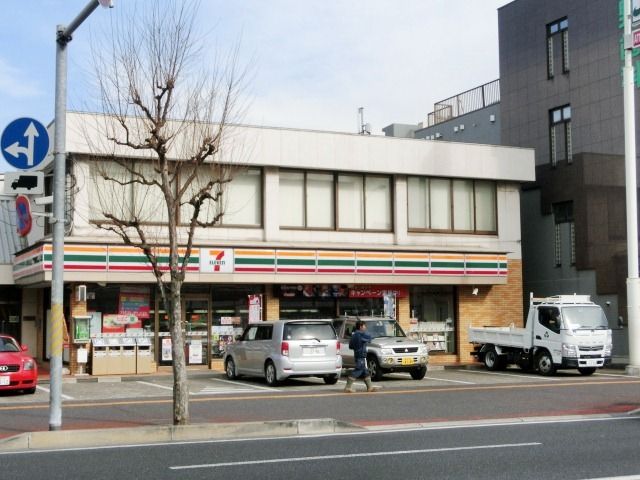 コンビニ　セブンイレブン千葉公園駅前店（コンビニ）まで402m