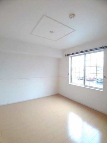 その他部屋・スペース　明るい色調の室内です