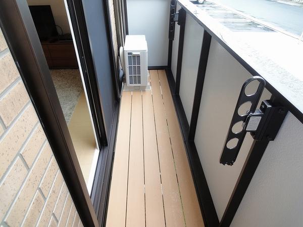 バルコニー　写真は同一物件の別部屋写真でイメージです
