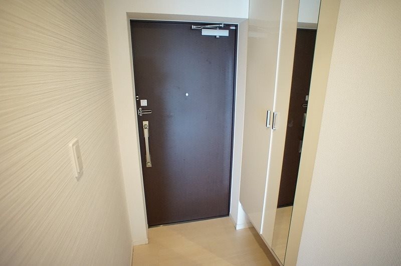 玄関　同型タイプ