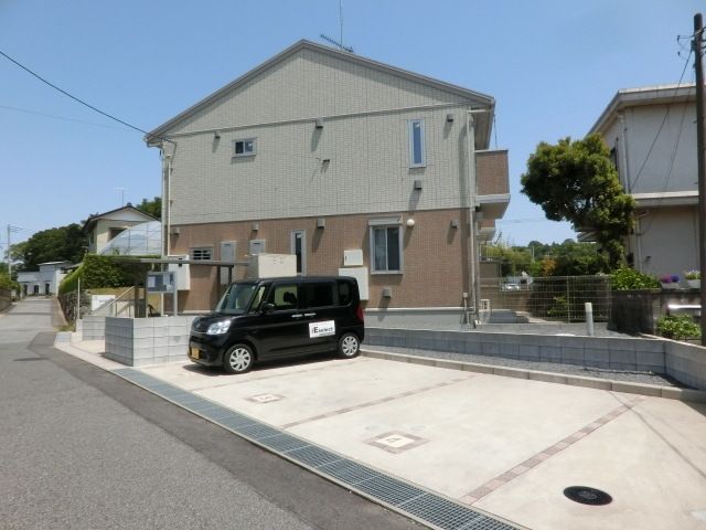 駐車場　敷地内駐車場