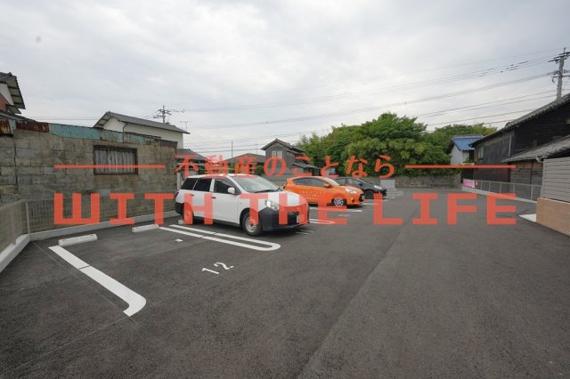 駐車場　駐車場完備です