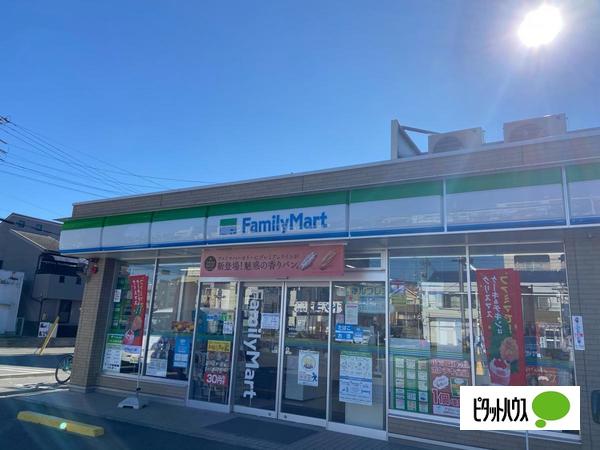 コンビニ　ファミリーマート瑞穂弥富通四丁目店（コンビニ）まで274m