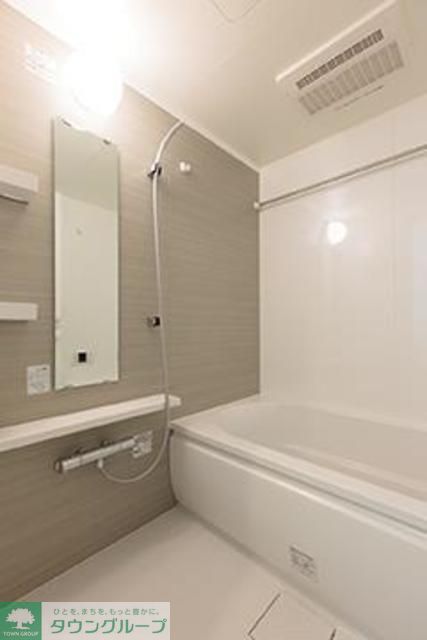 バス・シャワールーム　※写真は同タイプ住戸です。