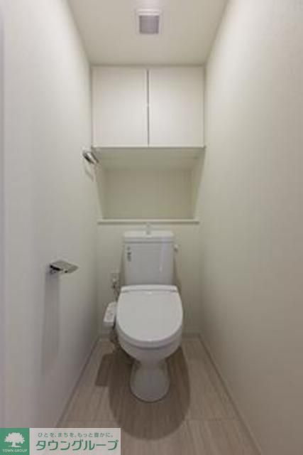 トイレ　※写真は同タイプ住戸です。