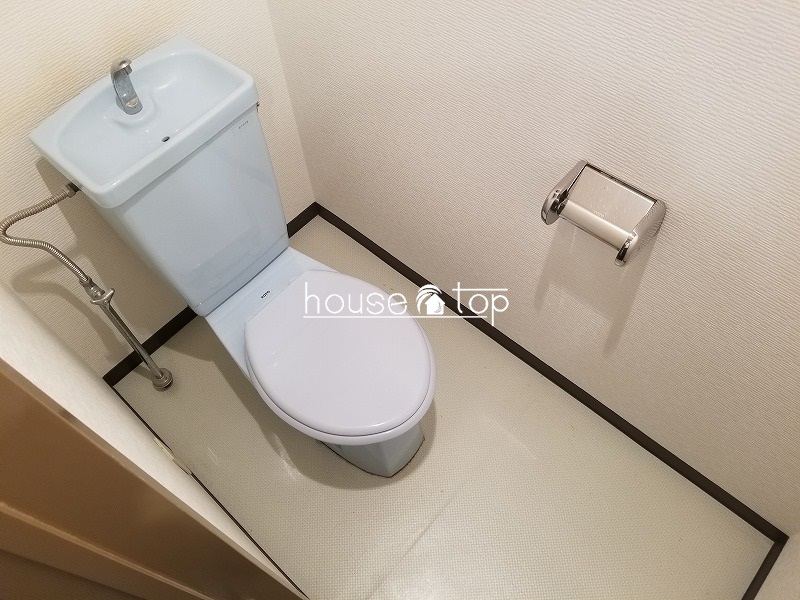 トイレ　水廻りも綺麗ですよ♪