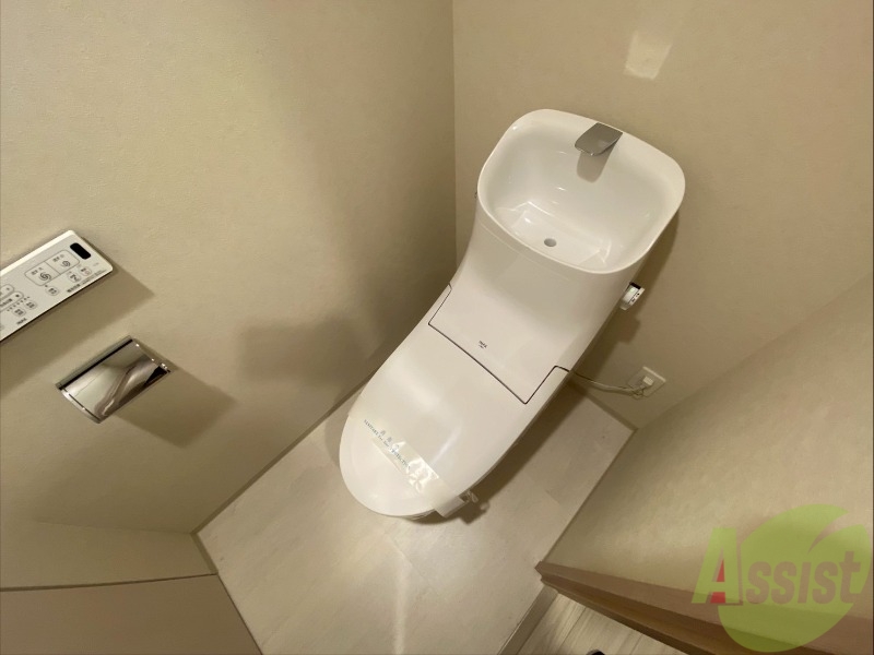 トイレ　トイレです。ウォシュレット付を探している方、おすすめです。