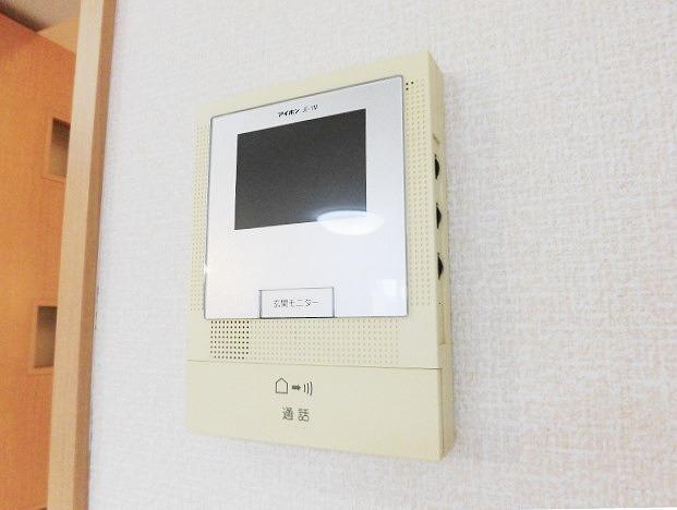 エントランス　☆TVモニタ付きインターホン☆