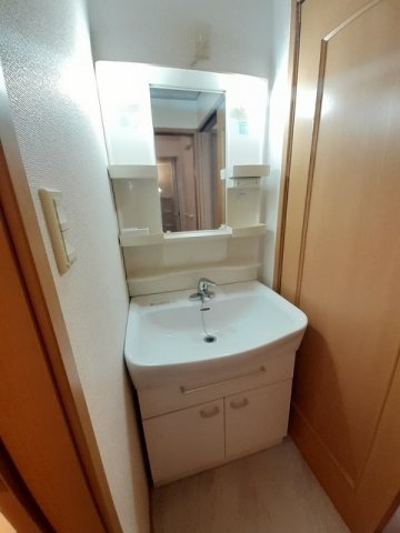 洗面設備　洗面所です