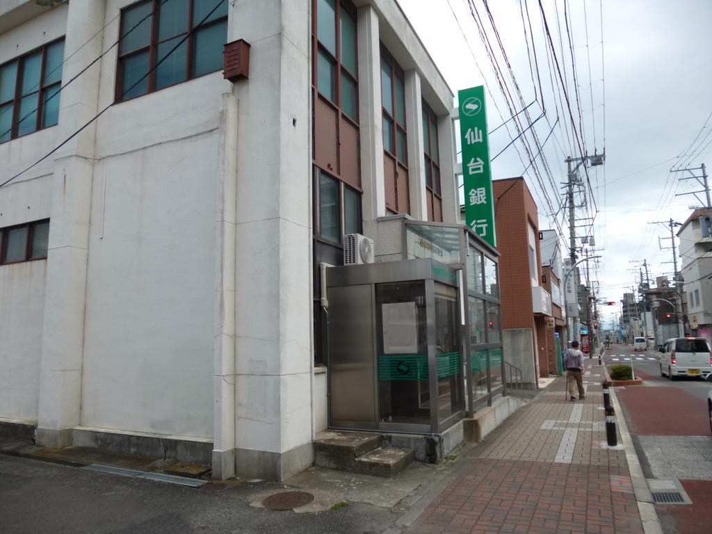 銀行　仙台銀行原町支店（銀行）まで410m