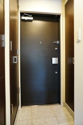 玄関　同タイプのお写真です