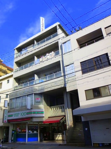 建物外観　☆仲介手数料不要です！☆お気軽にお問い合わせください♪