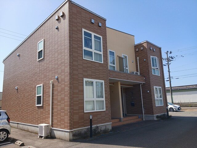 建物外観　外観は落ち着いています