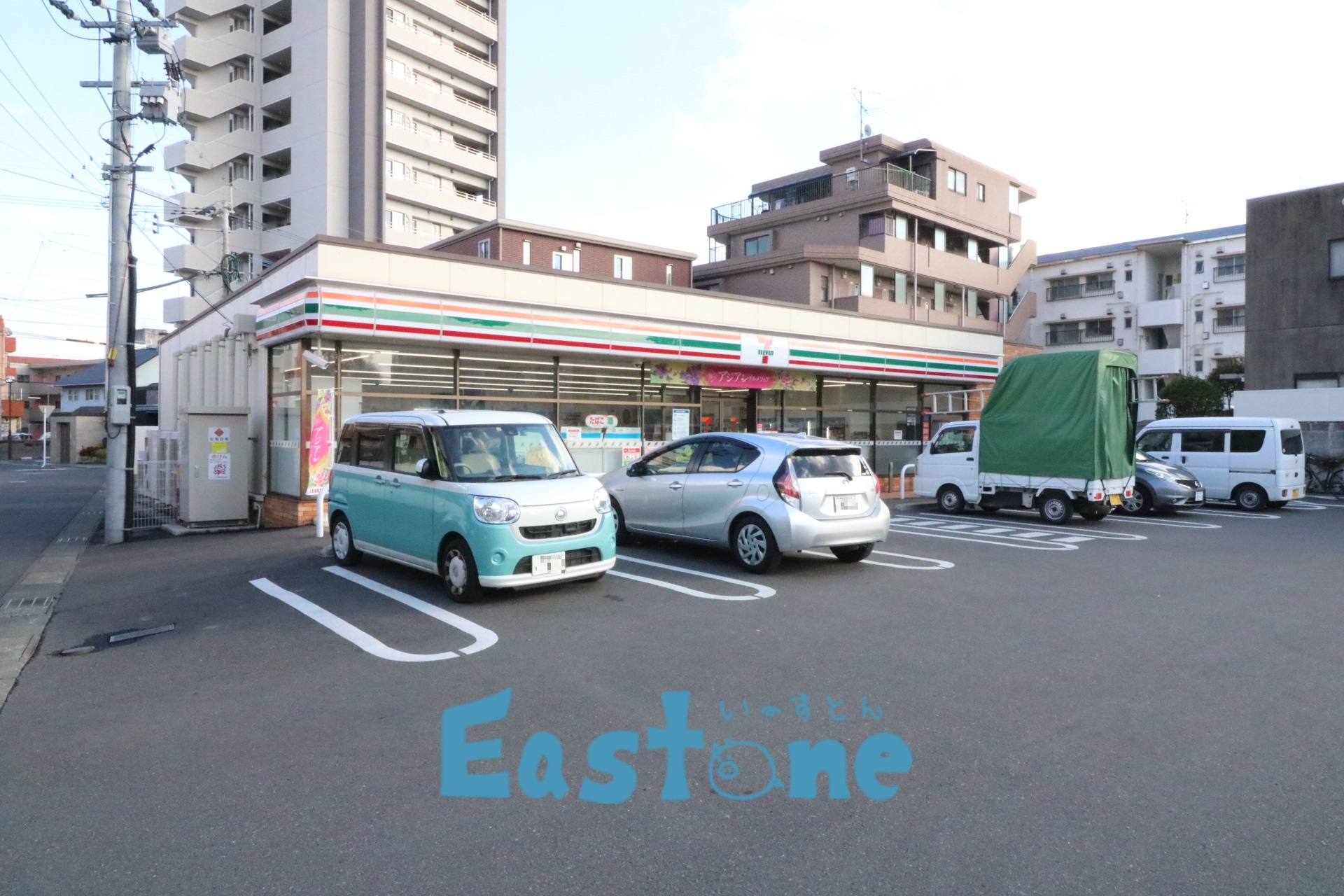 コンビニ　セブンイレブン鹿児島大学前店（コンビニ）まで265m
