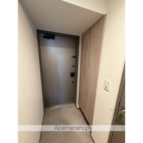 プレディアコート北千住の玄関写真