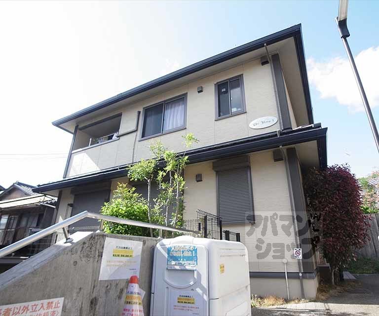 建物外観　ユニフローラＩ