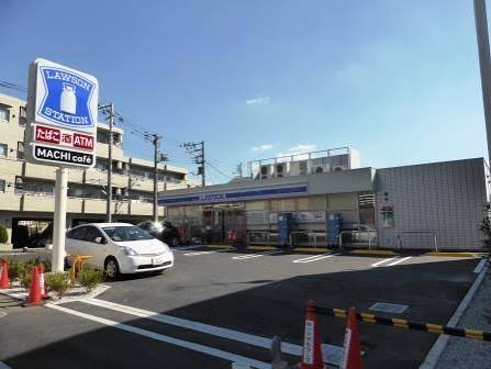 コンビニ　ローソン世田谷給田三丁目店（コンビニ）まで411m