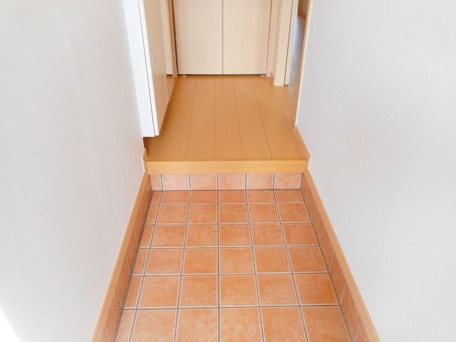 フルリール百船 Aの玄関写真